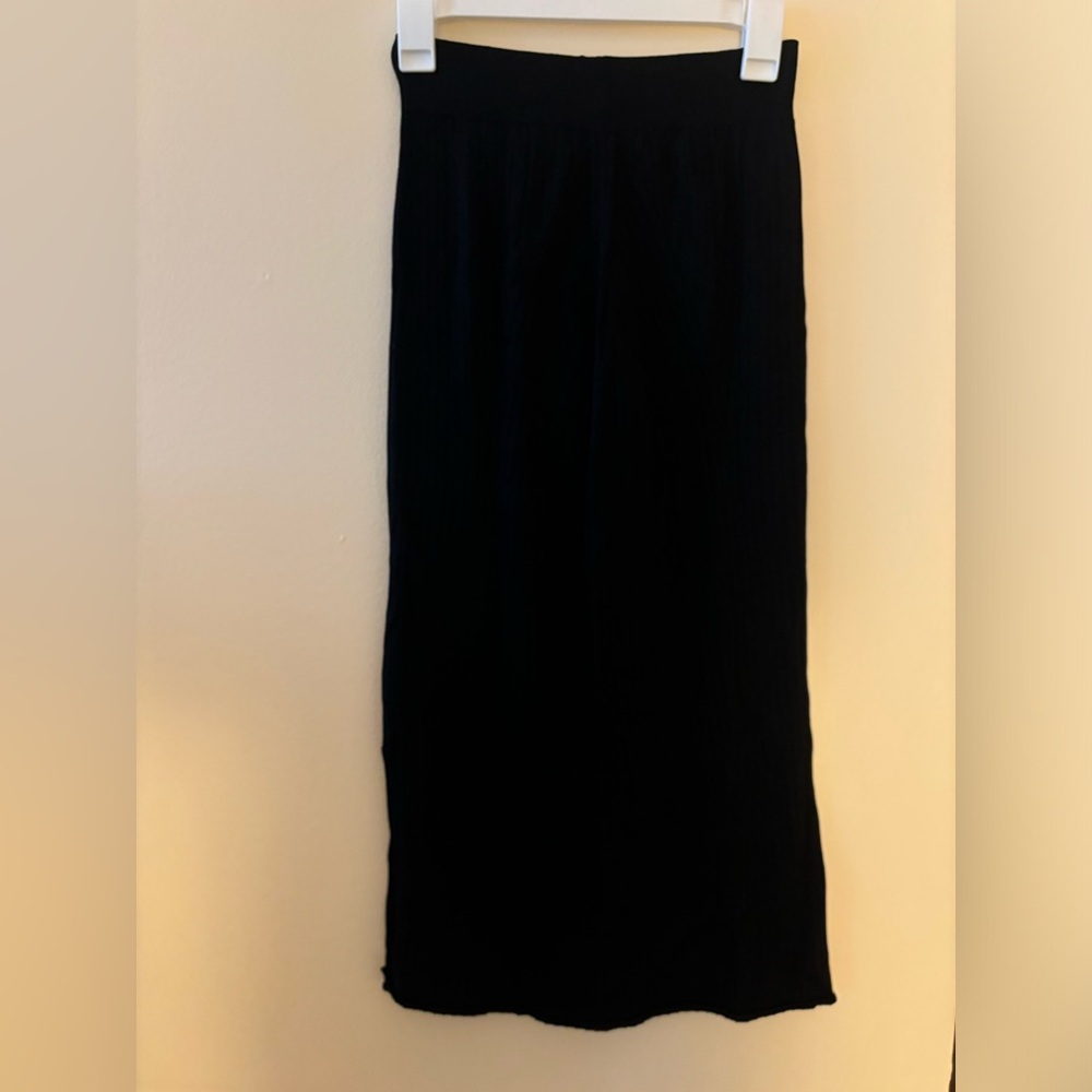 Uniqlo Knit Midi Skirt